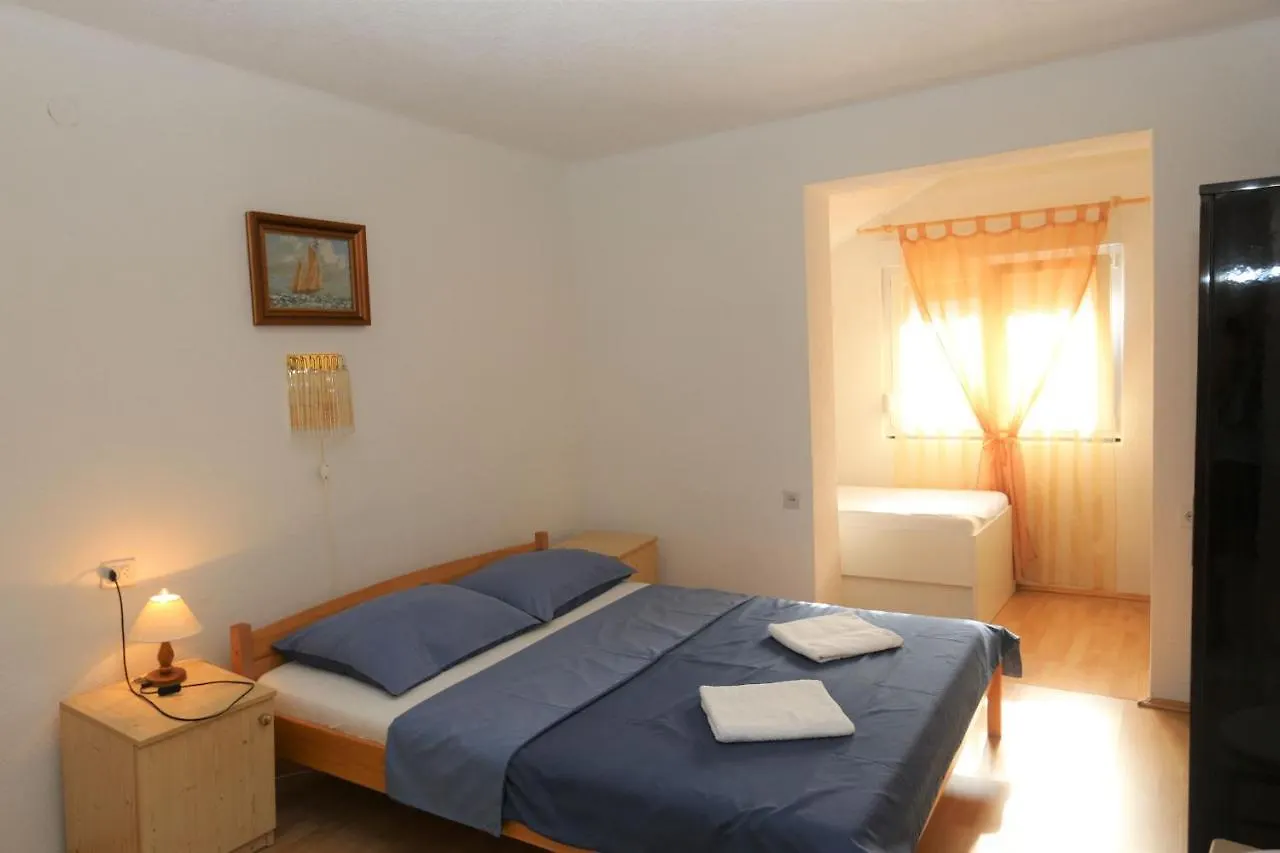 Apartments Nadenic Silo  0*, Silo (Krk) Croatia